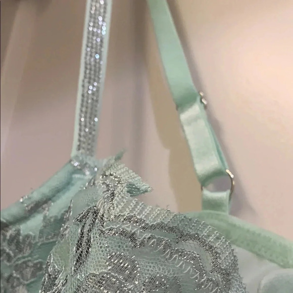 Victoria’s Secret Dream Angel Push Up Bra Sequin Straps NWT - Picture 4 of 11